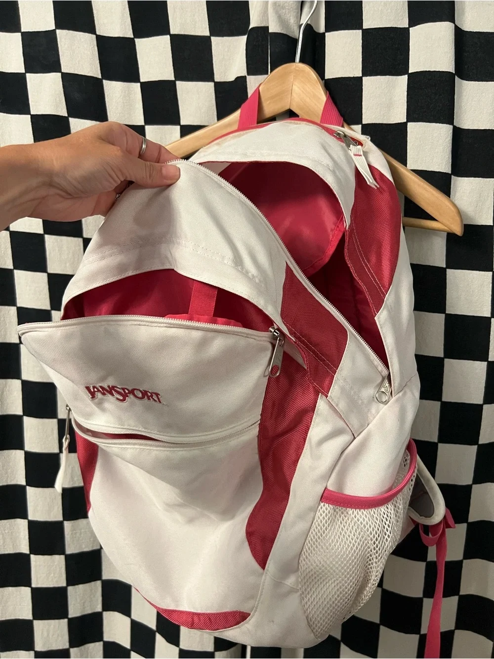 Jansport white pink